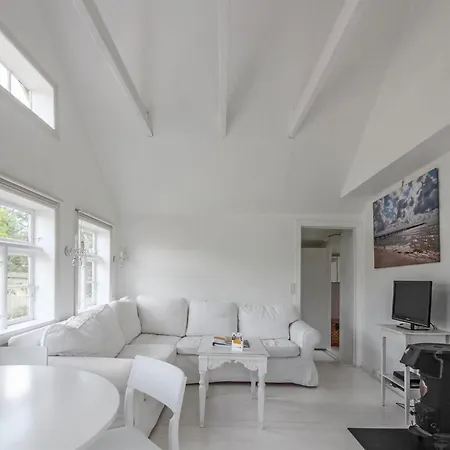Kerstin - 100m From The Sea By Interhome * Нексё